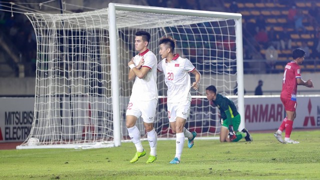 Pertandingan Timnas Laos melawan Timnas Vietnam pada AFF Mitsubishi Electric Cup 2022 di National Stadium KM16 di Vientiane, pada Rabu (21/12/2022). Foto: AFF Mitsubishi Electric Cup 2022