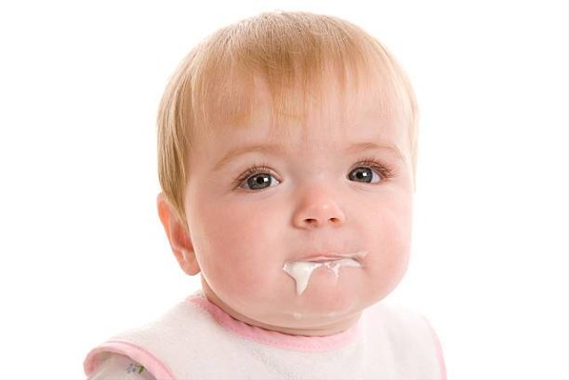 Ilustrasi kenapa bayi sering gumoh. Foto: Pexels 