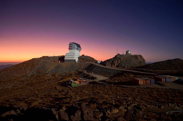 Observatorium Vera Rubin, lokasi kamera 3.200 mega pixel LSST nanti beroperasi. Foto: Rubin Obs/NSF/AURA