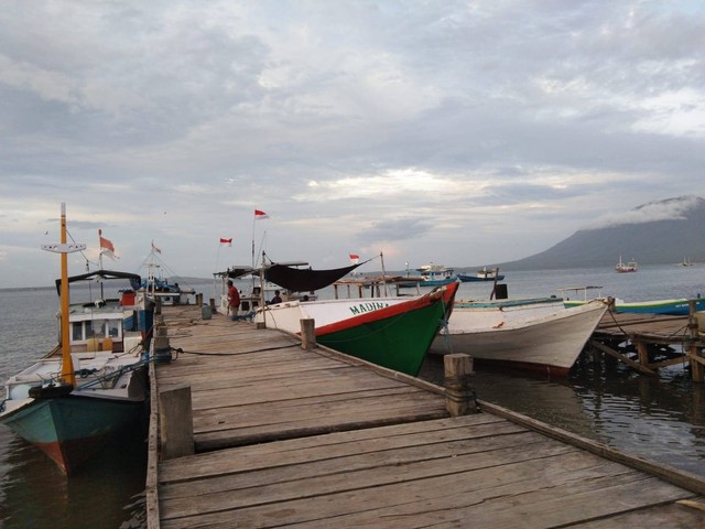 Keterangan foto: Perahu motor nelayan di Kabupaten Lembata.  Foto:Teddi L.