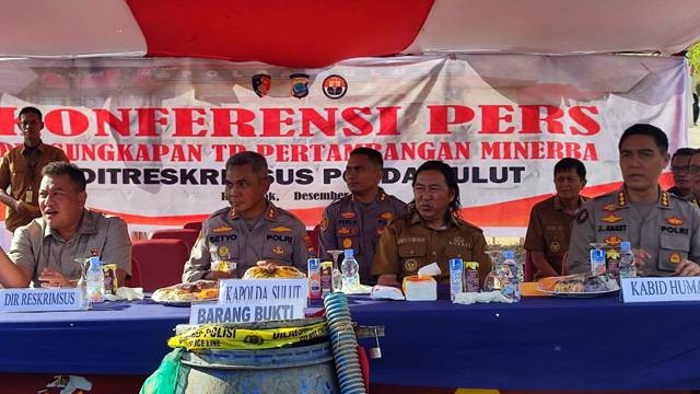 Pengungkapan kasus pertambangan ilegal di Kabupaten Minahasa Tenggara oleh Polda Sulawesi Utara.