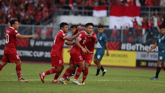 Selebrasi pemain Timnas Indonesia saat berlaga melawan Brunei di Stadion KLFA, Kuala Lumpur, dalam lanjutan Piala AFF 2022, Senin (26/12/2022). Foto: PSSI