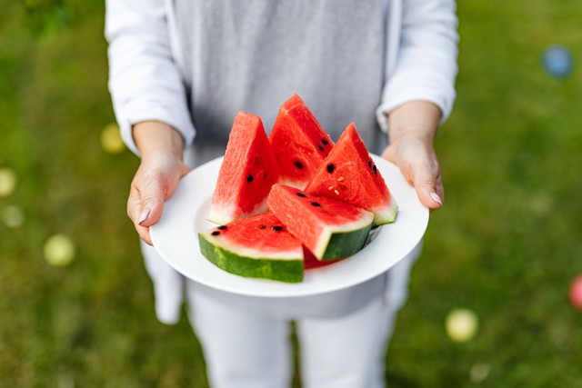 Semangka adalah salah satu buah dengan kandungan nutrisi yang baik untuk kesehatan tubuh. Foto: Pexels.com 