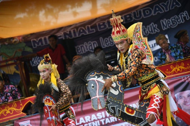 Kegiatan Milenial Berbudaya Ragam Kesenian Lestari Untuk Negeri yang digelar Sahabat Ganjar di Kabupaten Pesawaran, Lampung. Foto: Dok. Istimewa