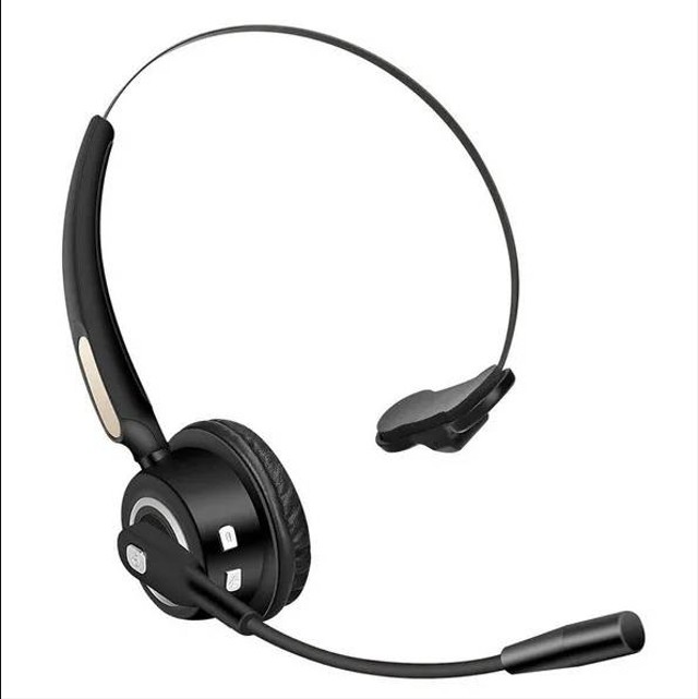 Cara memperbaiki headset yang tidak ada suaranya. Foto: Unsplash.com