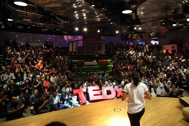 Berbegi ide dan Inspirasi di TEDxJakarta on Flickr