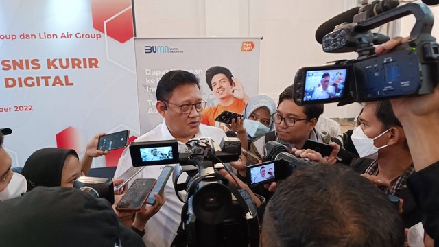 Presiden Direktur Lion Air Group, Daniel Putut Kuncoro Adi di Pos Bloc, Jakarta, Rabu (28/12/2022). Foto: Ave Airiza Gunanto/kumparan