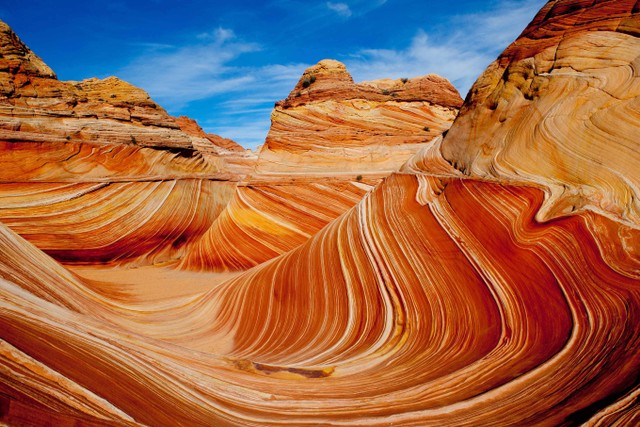 Ilustrasi formasi geologi The Wave, Arizona. Foto: Tu Le/Shutterstock