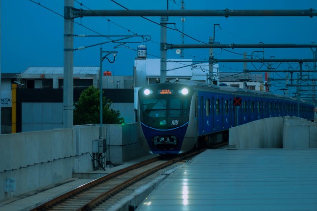 Kartu Apa Saja yang Bisa untuk Naik MRT, Foto: Unsplash/Muhammad Refi Fahreza