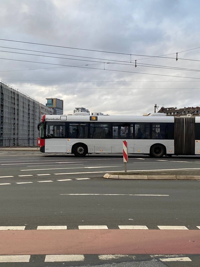 Menelusuri Kota Düsseldorf Jerman Pilih Kereta, Bus, Tram atau