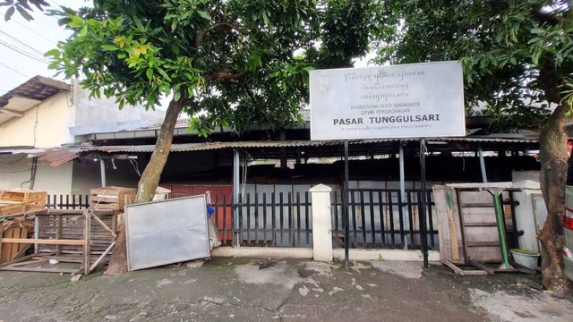 Pasar Tunggul Sari, Solo. FOTO: Fernando Fitusia