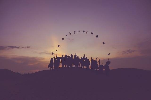 Foto : Pixabay/Pexels, Gambar Hanya Ilustrasi Caption Wisuda Aesthetic Bahasa Inggris