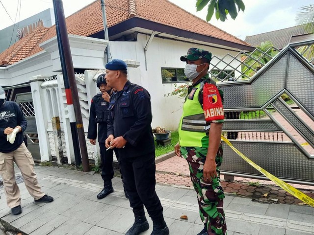 Paket Diduga Bom Bikin Cemas Warga Sidoarjo, Ternyata Isinya Bangkai Kucing