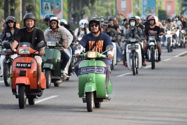 Pecinta sepeda motor di Pontianak mengikuti riding 'Motor-motoran'. Foto: Dok Weekend Berkendara