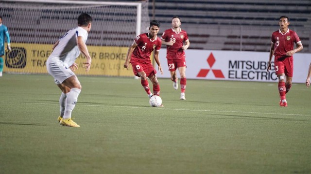 Timnas Indonesia melawan Filipina dalam laga terakhir Grup A Piala AFF 2022 di Stadion Rizal Memorial pada 2 Januari 2023. Foto: Dok. PSSI