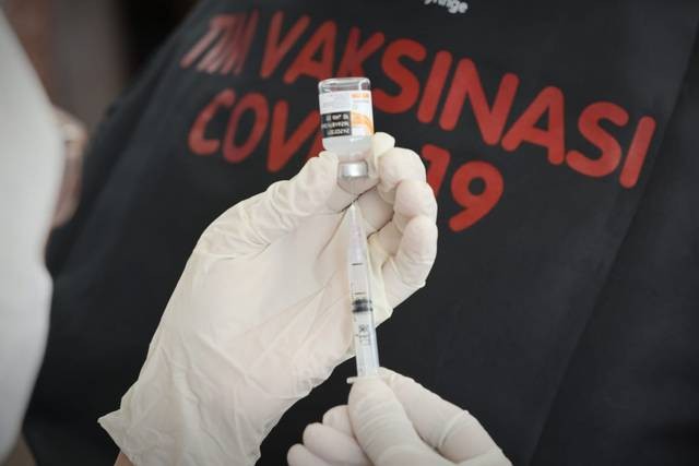 Ilustrasi vaksinator COVID-19 di Aceh. Foto: Dok. acehkini