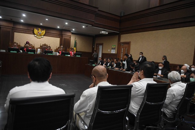 Suasana sidang dengan agenda pembacaan putusan pada kasus korupsi persetujuan ekspor minyak sawit mentah (CPO) termasuk minyak goreng di Pengadilan Tindak Pidana Korupsi (Tipikor), Jakarta, Rabu (4/1/2023). Foto: Hafidz Mubarak A/ANTARA FOTO