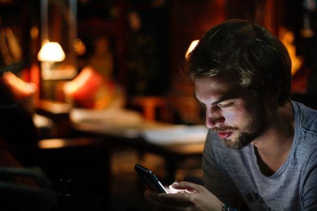 Ilustrasi Kuota Malam Indosat dari Jam Berapa? Foto: Unsplash.com