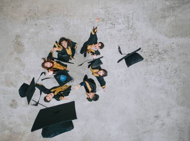 Ilustrasi Ucapan untuk Orang Wisuda yang Penuh Makna. Foto: Unsplash.