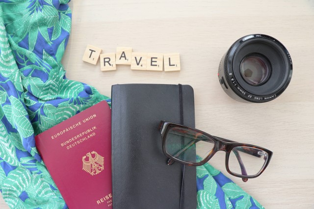 Ilustrasi Perbedaan Visa Onshore dan Offshore. Foto: Unsplash/Barbara Maier.