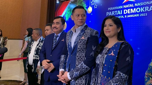 Ketum Partai Demokrat Agus Harimurti Yudhoyono menggelar konferensi pers di Hotel Sultan, Jakarta, Minggu (8/1). Foto: Luthfi Humam/kumparan