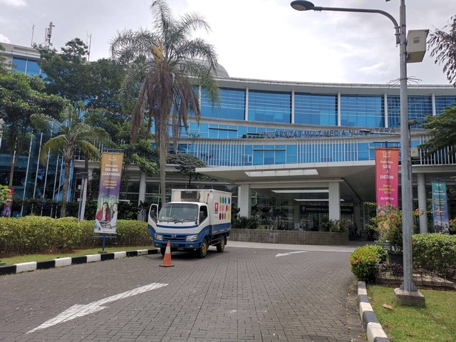 Tampilan Depan Kampus UMN. Foto: Dokumentasi Pribadi