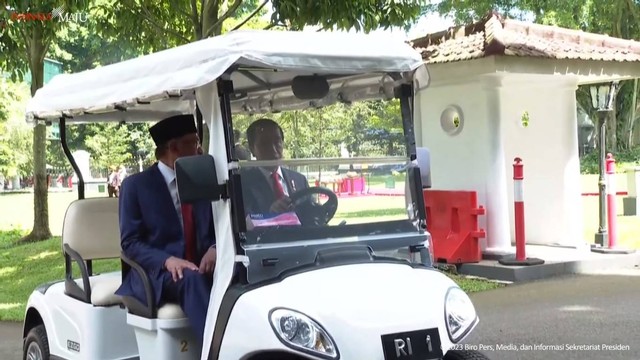 Presiden Joko Widodo dan Perdana Menteri Malaysia Anwar Ibrahim dalam upacara penyambutan kunjungan resmi Perdana Menteri Malaysia, Istana Bogor, Senin (9/1/2023). Foto: Youtube/Sekretariat Presiden