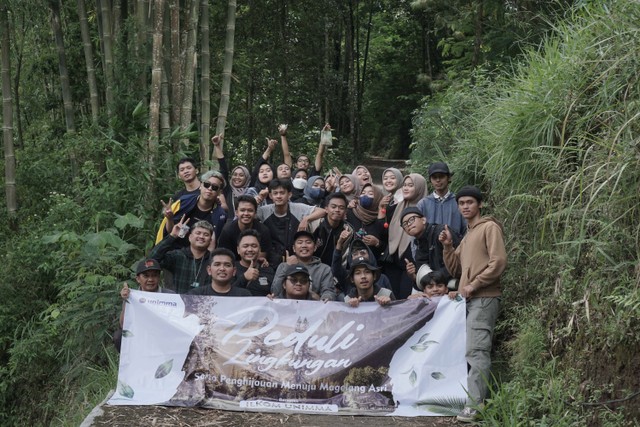 Mahasiswa Prodi Ilmu Komunikasi (Unimma) lakukan Reboisasi dan Peduli Lingkungan di Dusun Seloprojo