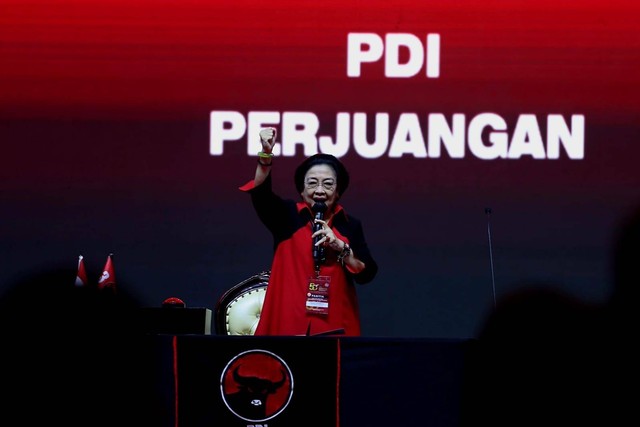 Ketua Umum PDIP Megawati Soekarnoputri memberikan pidato di HUT ke-50 PDIP di JIExpo Kemayoran, Jakarta pada Selasa (10/1).
 Foto: PDIP
