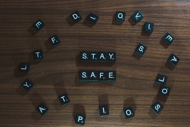 Ucapan Selain Stay Safe, Foto: Unsplash/Nelly Antoniadou.