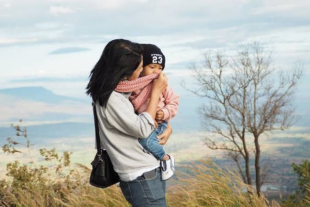 Ilustrasi interaksi ibu dan anak. Foto: Pixabay