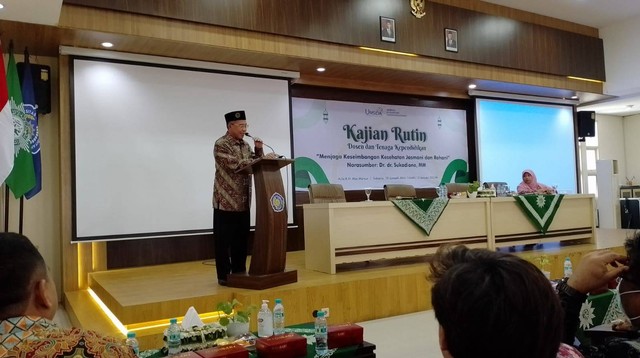 Ketua Pimpinan Wilayah Muhammadiyah Jawa Timur (PWM Jatim) mengisi kajian di Universitas Muhammadiyah Sidoarjo (Umsida)