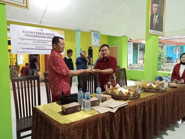 Dokumentasi  pembukaan KKN-P di Desa Kertosari, Kecamatan Purwosari, kabupaten Pasuruan.