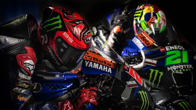 Motor tim Yamaha pabrikan (Monster Energy Yamaha MotoGP Team) untuk Fabio Quartararo dan Franco Morbidelli di MotoGP 2023. Foto: Twitter/@YamahaMotoGP
