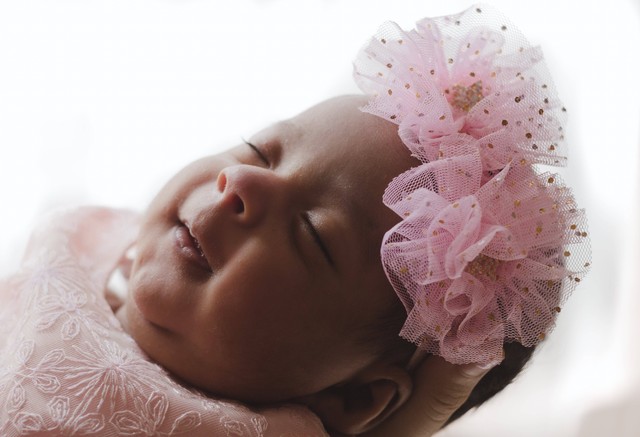 Ilustrasi bayi perempuan yang memiliki nama bayi huruf K modern. Foto: Pexels.com