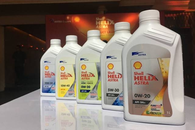 Harga oli Shell di SPBU Shell. Foto: dok. Istimewa