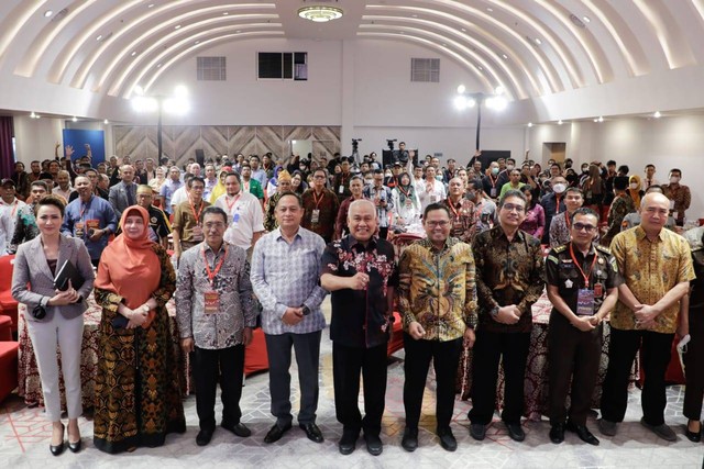 Sosialisasi KUHP baru yang digelar Fakultas Hukum Universitas Tanjungpura bersama MAHUPIKI di Hotel Mercure Pontianak, Kalbar, Rabu (18/01/2023). Foto: Dok. Istimewa