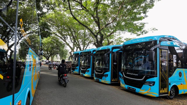 Dinas Perhubungan (Dishub) Aceh meluncurkan program TransCampus dan tujuh armada bus baru Trans Koetaradja. Foto: Dok. Dishub Aceh 