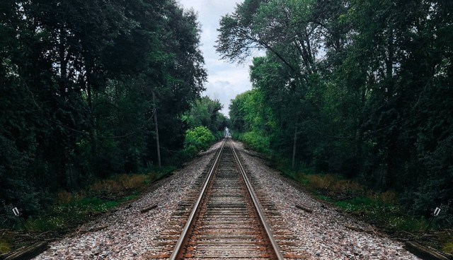 rute krl solo jogja 2023/gambar hanya ilustrasi. sumber foto : unsplash/tom.