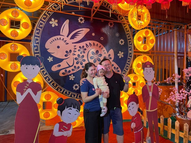 Kemeriahan Imlek di Pontianak, Damkar Panca Bhakti Hadirkan Photobooth Gratis (1)
