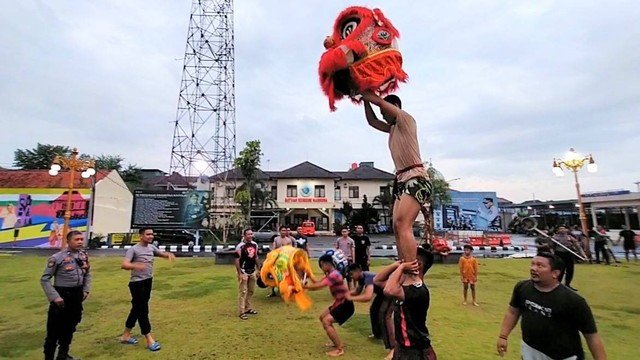 Liong Barongsai Polresta Solo Akan Ikut Meriahkan Keseruan Imlek Di