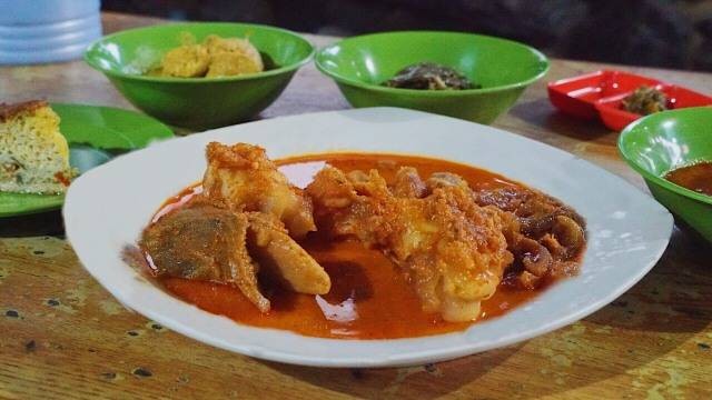 Makanan khas Padang yang jarang diketahui orang. Foto: Kumparan/Safira Maharani.