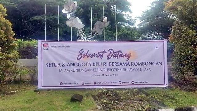 Spanduk selamat datang untuk Ketua dan Anggota KPU RI di hotel tempat berlangsung Rapat Kerja internal KPU RI. 