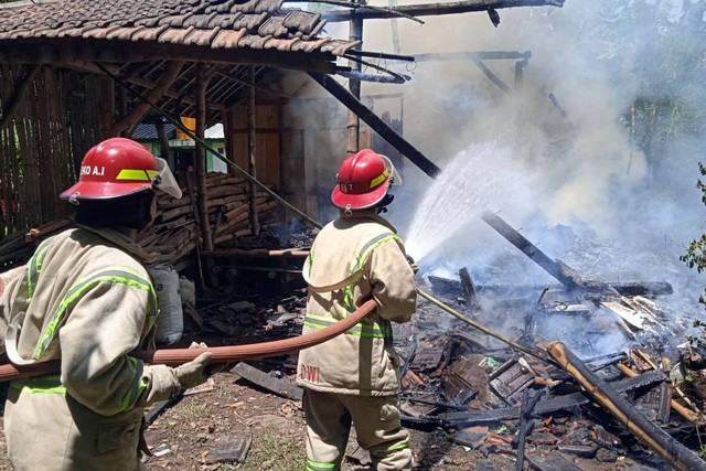 Gudang TPQ di Jombang Terbakar Saat Ditinggal Santri Takziah