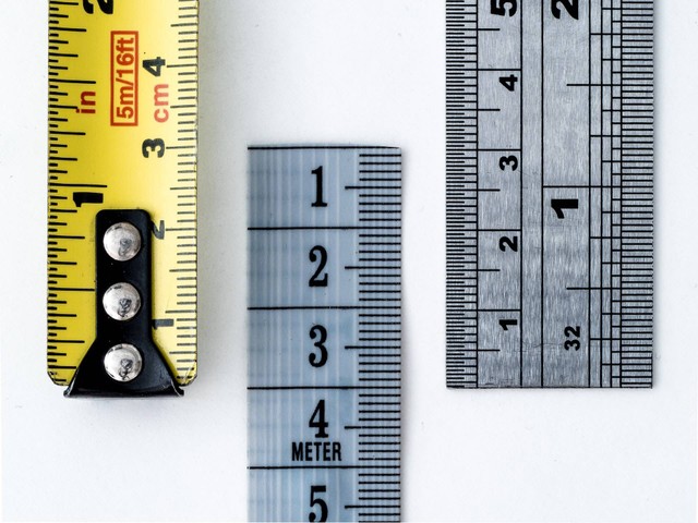 Ilustrasi Jelaskan Hubungan Antara Satuan Meter dan Sentimeter Pada Satuan Panjang! (Foto: William Warby | Unsplash.com)