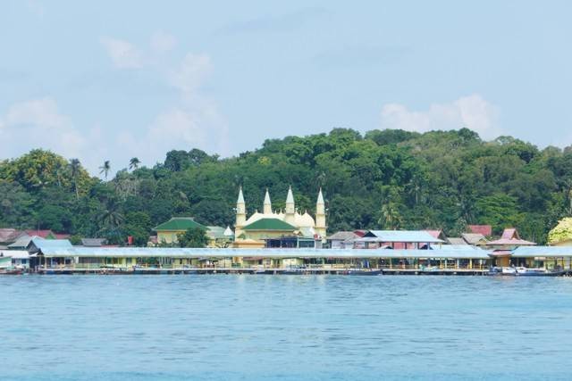 Pulau penyengat. Foto: Ismail/kepripedia.com