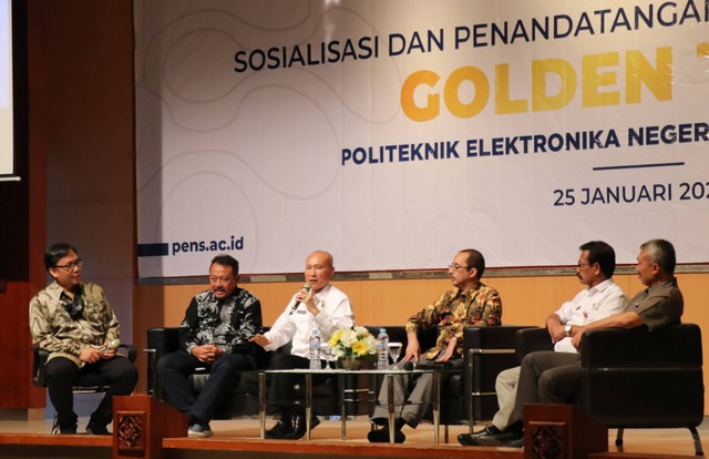 Sosialisasi program Golden Ticket di PENS.