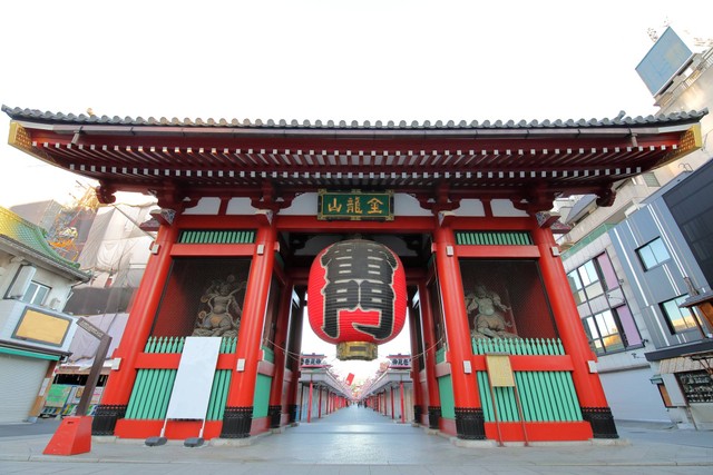 Kaminarimon Gate, Asakusa, Tokyo. Foto: TK Kurikawa/Shutterstock