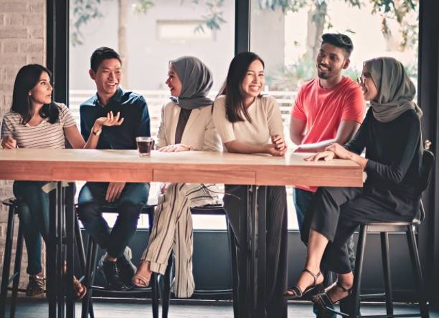 Jelaskan Tahap-Tahap dalam Sosialisasi, Foto: Unsplash.