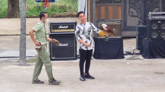 Wali Kota Solo, Gibran Rakabuming Raka, saat meresmikan pembukaan Kebun Binatang Solo Safari, Jumat (27/01/2023). FOTO: Fernando Fitusia